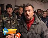 Титаник все больше идет ко дну