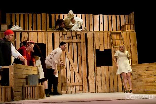 Сегодня артисты театра расскажут орловчанам «Очень простую историю»