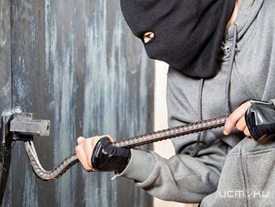 Из гаража орловчанина украли прибор для сварки