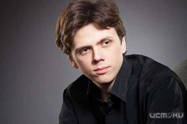 В Орловской филармонии выступит пианист Никита Абросимов