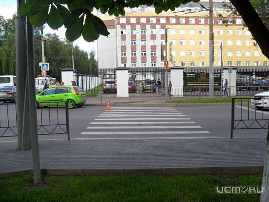 В Орле Форд Фиеста сбил двух женщин на пешеходном переходе