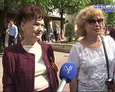 "Вернисаж Победы" расположился на главной улице города