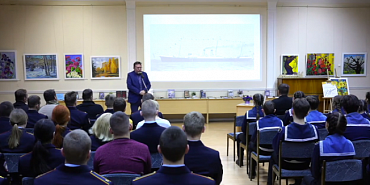 Историки  собирали информацию по крупицам. 