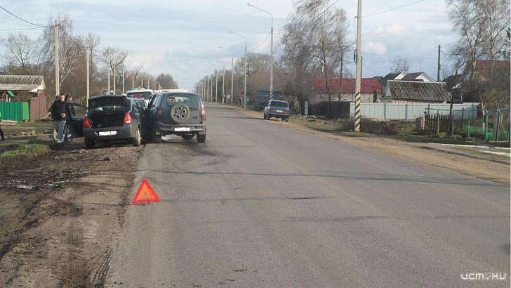 На орловской автотрассе обгон закончился столкновением