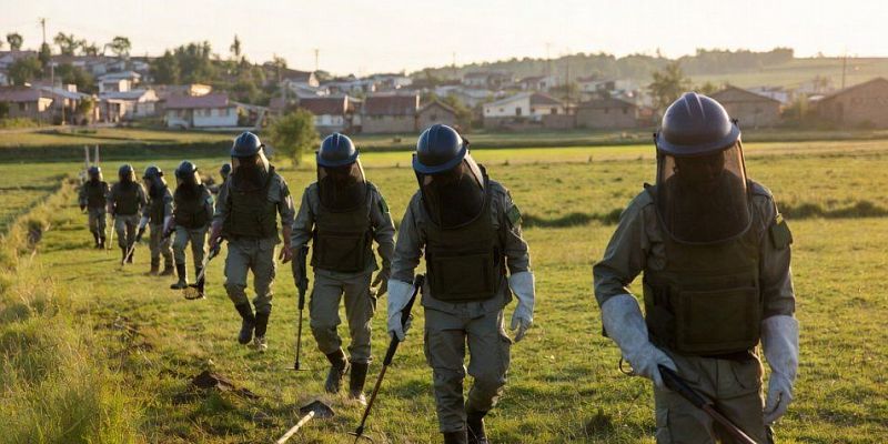 Что такое гуманитарное разминирование и чем оно отличается от военного
