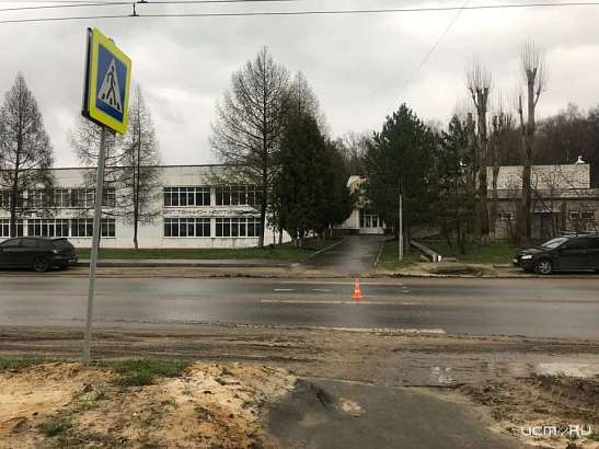 В Орле водитель сбил пешехода и скрылся с места происшествия. Его уже ищут