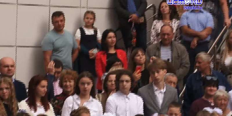 Для 77 тысяч юных орловчан прозвенел школьный звонок