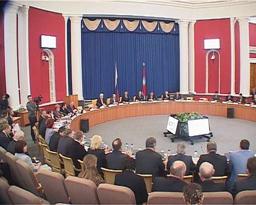 Губернатор отчитался о проделанной работе