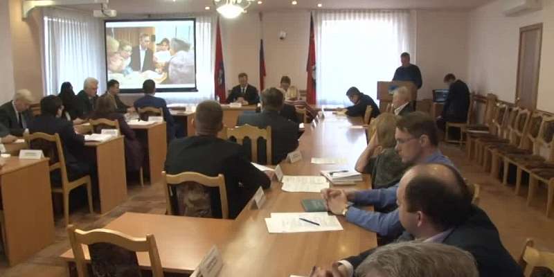 «Карточный домик» на набережной Дубровинского в Орле еще полгода будет портить картину