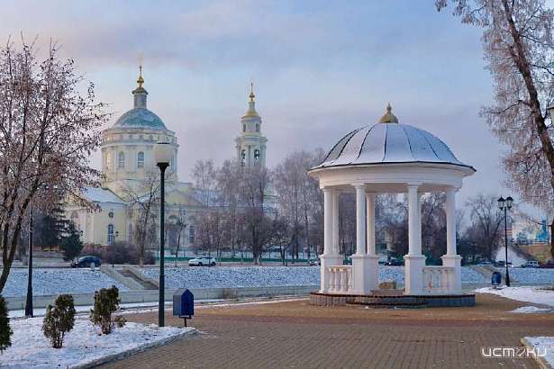 Воскресенье будет холодным и со снегом