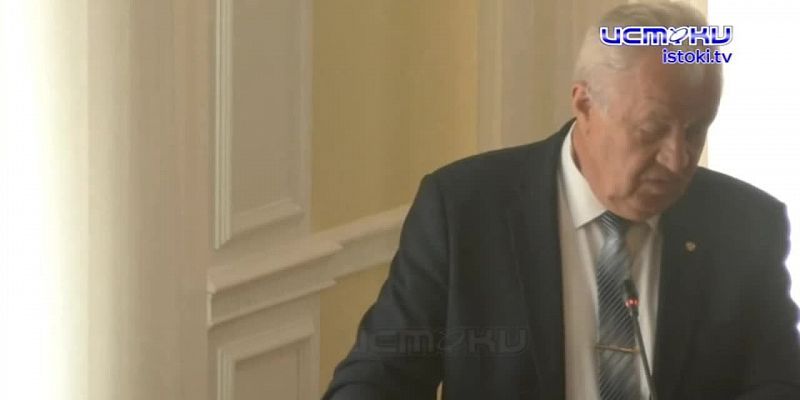 Итоги прошедшего отопительного сезона, задачи к предыдущему, а также дороги и их ремонт