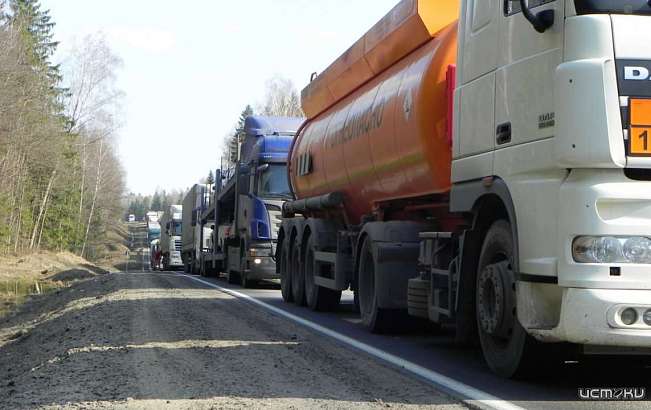 В Зареченском мкр Орла большегрузам запретят парковаться