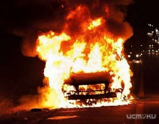 В Орле сгорел автомобиль