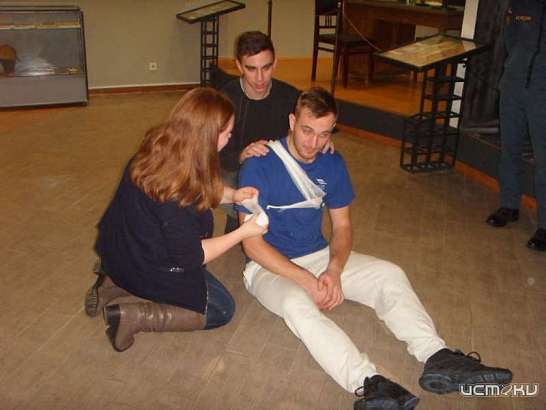Орловских студентов научили оказывать первую помощь пострадавшим