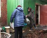 Прогнившая история. Двор у домов №8 и №8а по улице Ермолова провалился в старинные подвалы