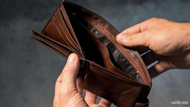 Орловчанин похитил кошелёк и пропил чужие деньги