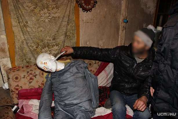 Житель Болховского района во время застолья пытался убить знакомого Житель Болховского района во время застолья пытался убить знакомого