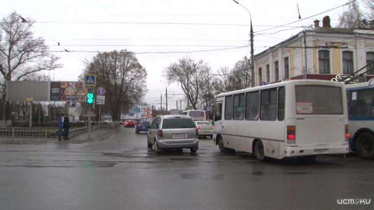 С марта 2020 года орловских маршрутчиков обяжут покупать видеорегистраторы