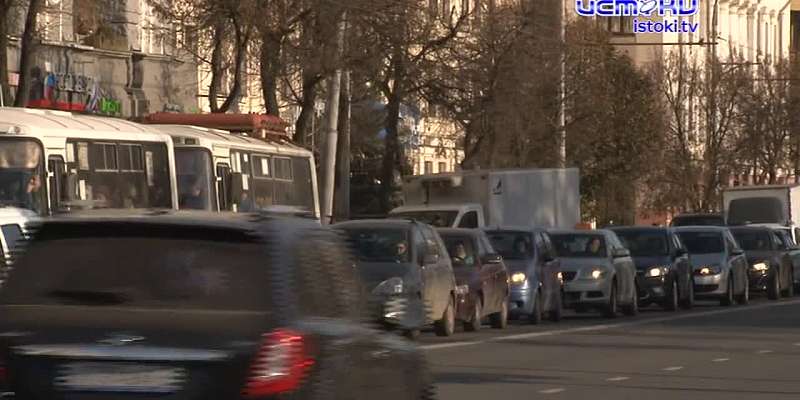 По следам интервью с Минкиным: когда откроют мост Дружбы и как быть с тротуарами, уложенными с нарушениями