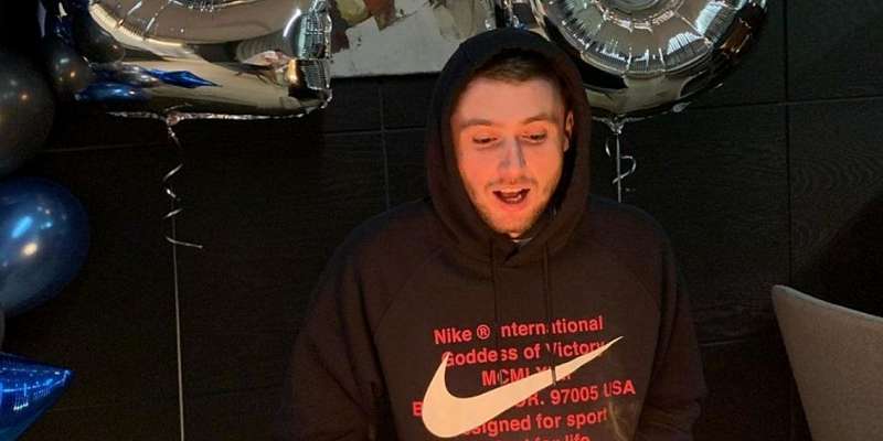 Шутник года: Селихов ввел в заблуждение орловские СМИ поездкой в плацкарте