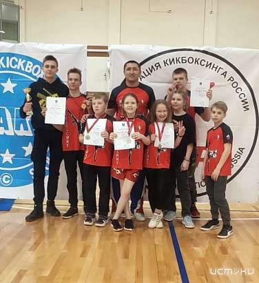 Воспитанники пятикратного чемпиона мира по кикбоксингу Уранбека Есенкулова успешно выступили на Чемпионате и Первенстве Москвы