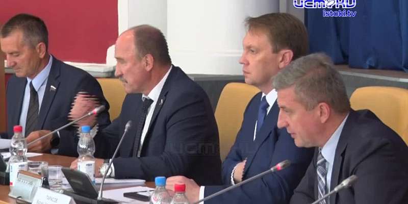 Расширили меры поддержки, дали многодетным семьям возможность выбирать, обсудили вопросы медицины и даже обратились в Госдуму. Расскажем, что обсуждал...
