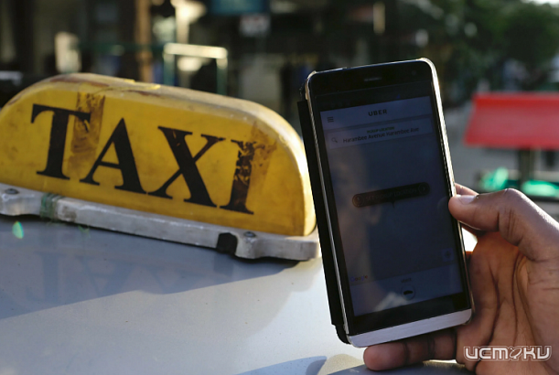 В Орле таксист украл у клиента дорогостоящий гаджет