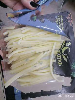 Заплесневелый сыр из магазина возмутил орловчанку