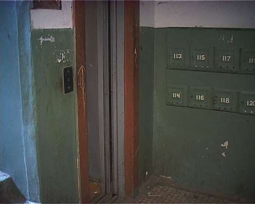 Реклама в лифтах