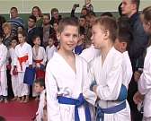 Более 200 юных каратистов сошлись на татами 27-й школы