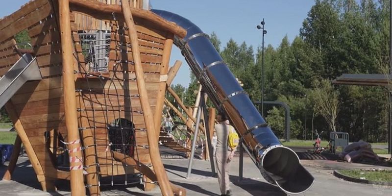 Детская площадка должна быть безопасной 
