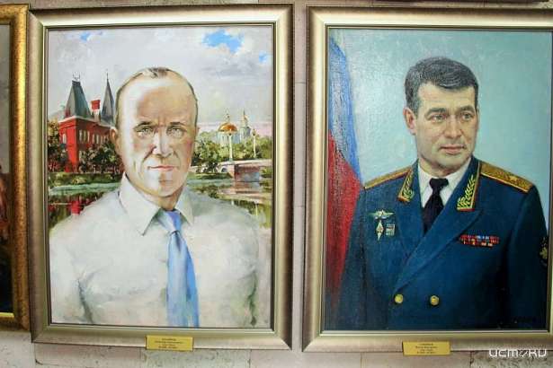 В галерее руководителей Орла презентовали 2 новых портрета