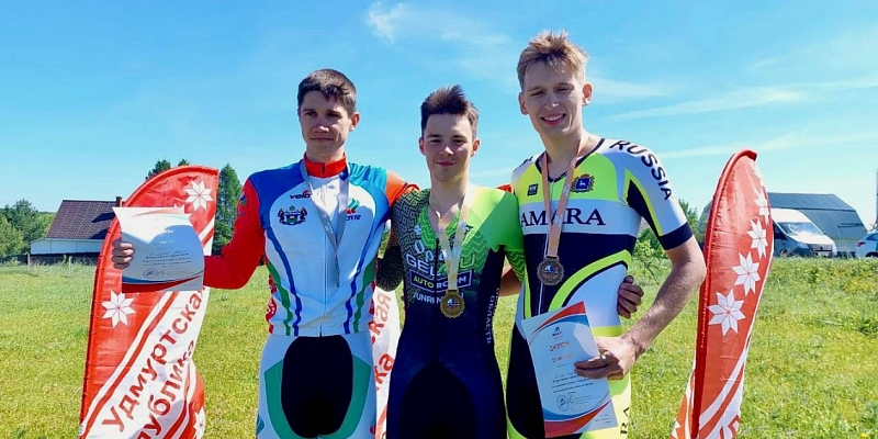 Орловский велогонщик Никита Беликов завоевал золотую медаль в Ижевске