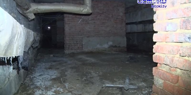По уму: УК «Умный дом» лишь собирает деньги, пока жители тонут в грязи