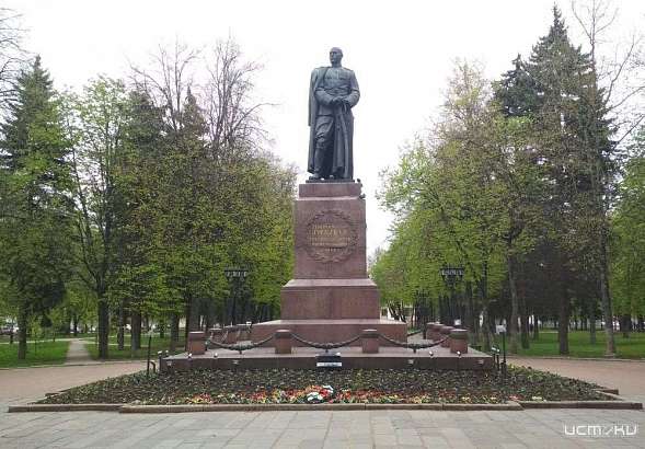 Благоустройство сквера имени Л. Н. Гуртьева в Орле планируется завершить к 5 августа 2024 года