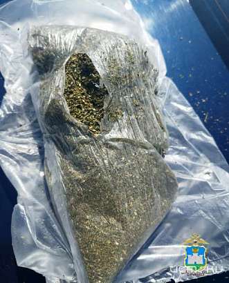 В Орловской области поймали мужчину с крупной партией марихуаны