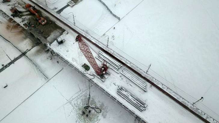 Стало известно, когда завершат установку свай для пешеходного моста в Орле