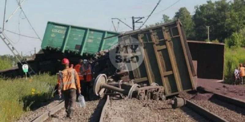 Сход вагонов с рельсов: на какие поезда между Орлом и Тулой не продают билеты