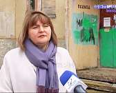 Орловский сирота заявил, что в квартире, которую ему выделили по закону жить невозможно. Власти утверждают, что до плачевного состояния помещение он д...