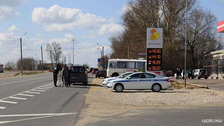 На въездах в Орловскую область продолжают работать термопосты
