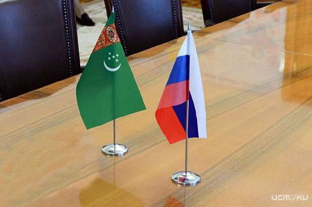 Туркменское сырье будут использовать для производства чулочно-носочной продукции в Орле