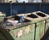 Достоял до лета! Мост Дружбы находится в подвешенном и полуразобранном состоянии с минувшей зимы.