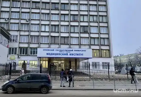 В Липецкую область уезжает большое количество орловских врачей. 