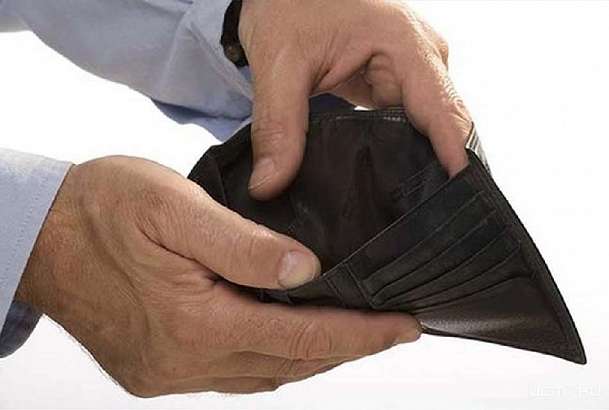 Почти год работники ливенской организации не получали зарплату