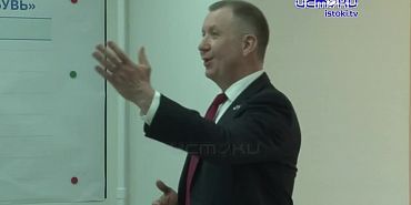 Ценовую политику, развитие промзон, поддержку торговли на селе и не только