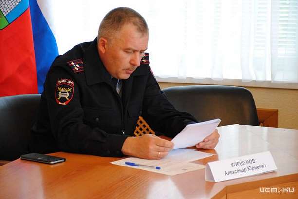 Ситуацию на орловских дорогах обсудили в местном УГИБДД. Хорошие новости: за прошедший отчетный период ни один ребенок в авариях не погиб