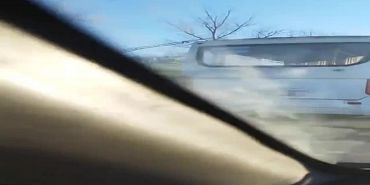 В Орле у ТРЦ «Рио» автобус столкнулся с «реанимацией». Есть пострадавшие