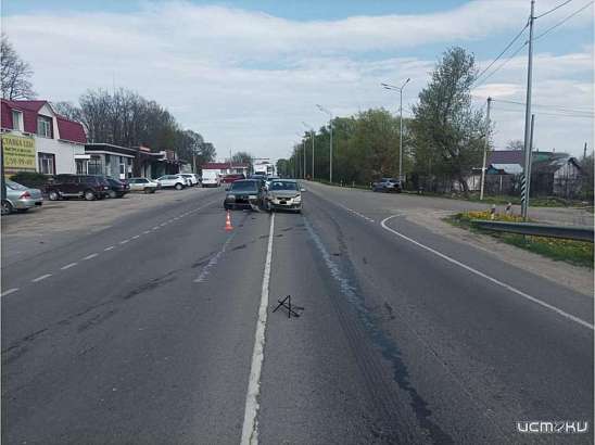 В Орле на Карачевском шоссе не разъехались два автомобиля. Есть пострадавший
