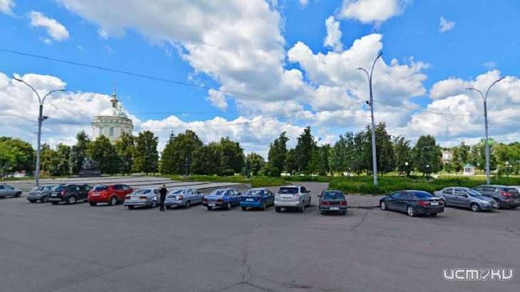 В субботу в Орле нельзя будет парковаться возле памятника Лескову