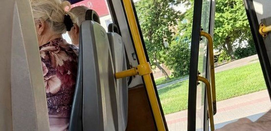Автобус на маршруте № 35 открыл портал в параллельную реальность — пассажиры в шоке